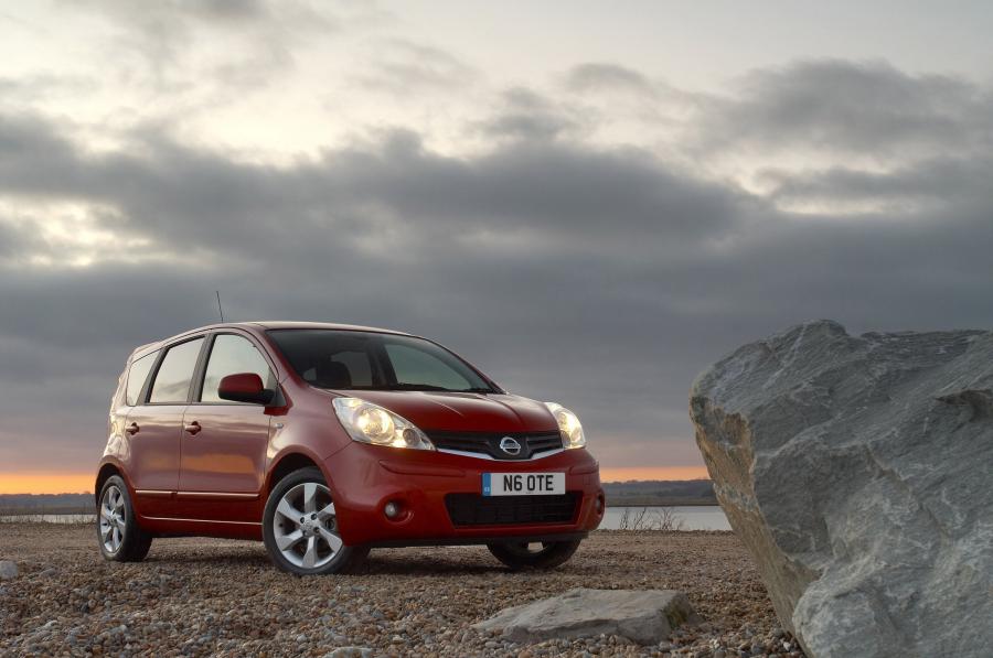  Nissan Note 2009 года  (фото 9 из 78)